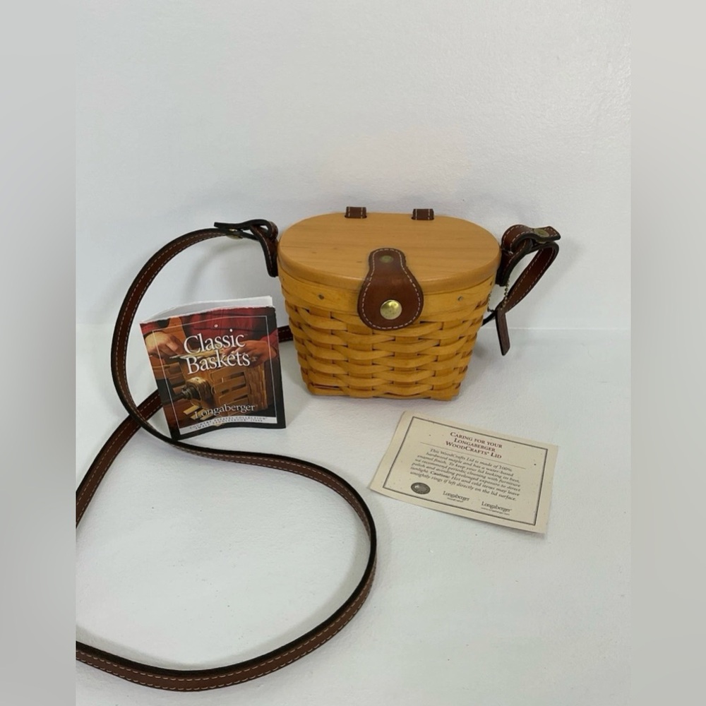 Longaberger 2000 Small Saddlebrook Country Estates Basket With Protector & Tag